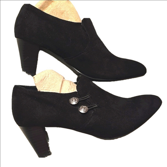 Chic, Very Chic! - Picture 4 of 10